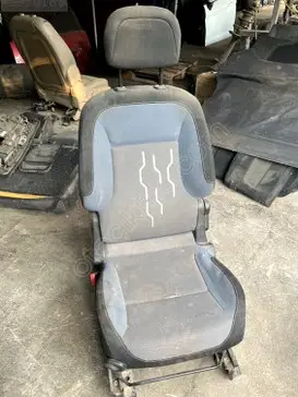 Peugeot Partner Koltuk çıkma parça