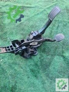 Çıkma Orijinal Pedal Peugeot Rifter
