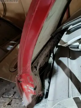 Volkswagen Polo Sol Ön Kapı çıkma parça