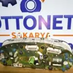 Proton Persona Gösterge Saati Çıkma