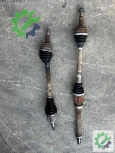Çıkma Orijinal Aks Renault R 9 TCE
