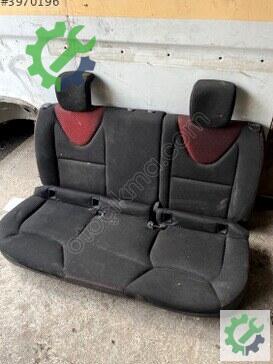 Renault Clio Arka Koltuk çıkma parça
