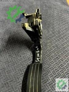 Pedal Renault Clio — Sökme Çıkma