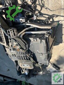 Renault Clio Kalorifer Kutusu çıkma parça