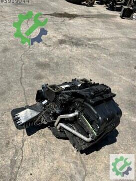 Renault Clio Kalorifer Kutusu çıkma parça