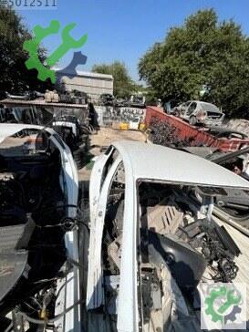 Renault Clio Kesme Tavan Sacı çıkma parça
