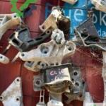 Renault Clio Orijinal Çıkma Motor Takozu
