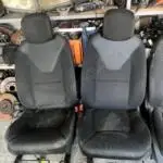 Çıkma Ön Koltuk — Renault Clio