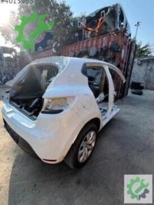 Sağ Arka Çamurluk Renault Clio Kesme — Sökme Çıkma