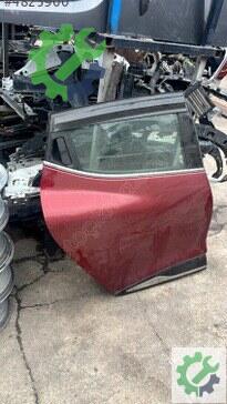 Renault Clio Sağ Arka Kapı çıkma parça