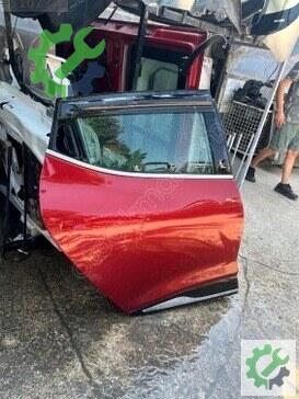 Renault Clio Sağ Arka Kapı çıkma parça