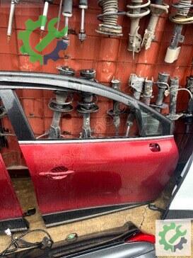 Renault Clio Sağ Ön Kapı çıkma parça