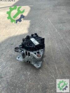 Orijinal Renault Clio Şarj Dinamosu Çıkma (2. Adet)