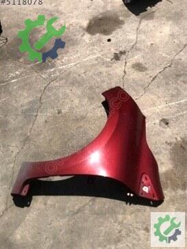 Renault Clio Sol Çamurluk çıkma parça