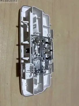 Renault Clio Tavan Lambası çıkma parça