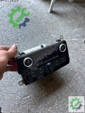 Renault Clio Teyp çıkma parça
