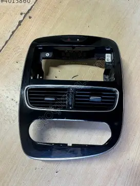 Renault Clio Teyp Çerçevesi çıkma parça