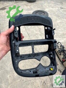 Renault Clio Teyp Çerçevesi çıkma parça