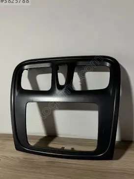 Renault Clio Teyp Çerçevesi çıkma parça