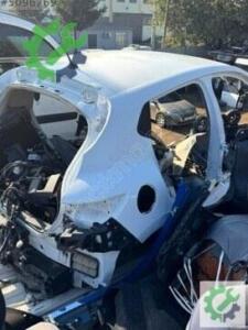 Renault Clio Sağ Arka Çamurluk Çıkma (2. Adet)
