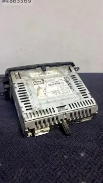 Renault R 19 Teyp çıkma parça