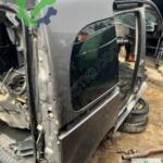 Çıkma Orijinal Kelebek Camı Renault Kangoo