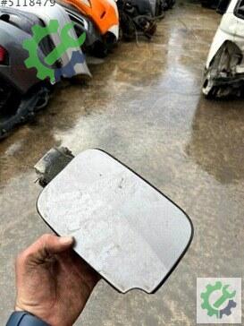Renault Kangoo Depo Kapağı çıkma parça