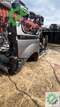 Renault Kangoo Sağ Arka Çamurluk çıkma parça