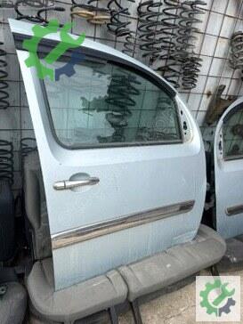 Renault Kangoo Sağ Ön Kapı çıkma parça