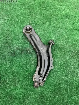Renault Kangoo Salıncak (Alt Tabla) çıkma parça