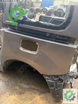 Renault Kangoo Sol Arka Çamurluk çıkma parça