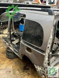 Orijinal Renault Kangoo Sol Arka Çamurluk Çıkma (2. Adet)