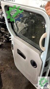 Renault Kangoo Sol Sürgülü Kapı çıkma parça