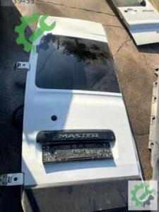 Orijinal Renault Master Bagaj Kapağı Çıkma (2. Adet)
