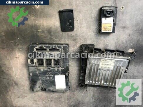 Renault Megane Beyin çıkma parça