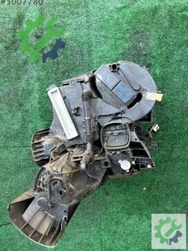 Renault Megane Kalorifer Kutusu çıkma parça