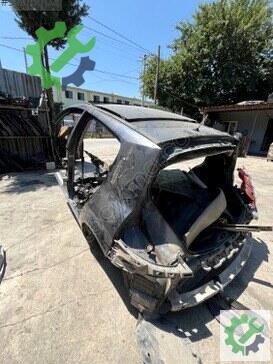 Renault Megane Cam Tavan çıkma parça