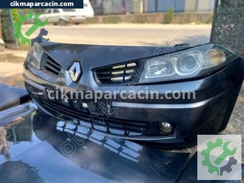 Renault Megane Komple Ön çıkma parça