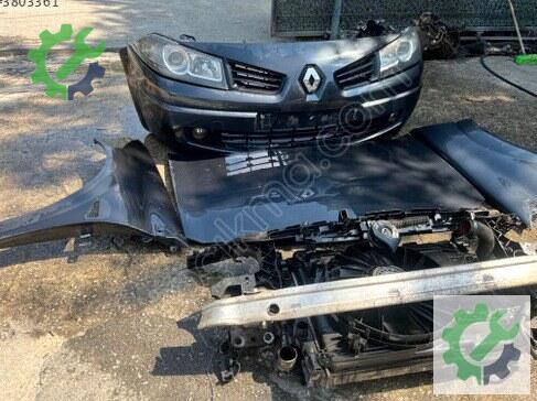 Renault Megane Komple Ön çıkma parça