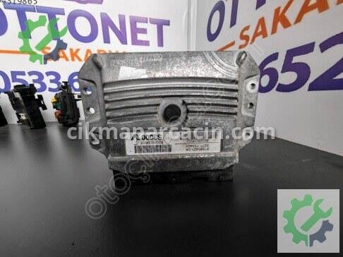 Renault Megane Motor Beyni 8200509552 çıkma parça