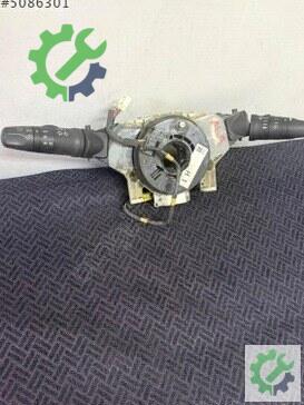 Renault Megane Sinyal Kolu çıkma parça