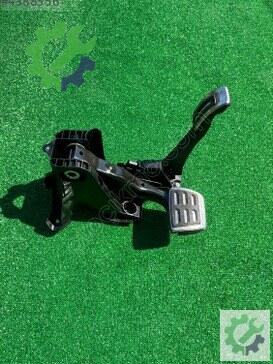 Skoda Karoq Pedal çıkma parça