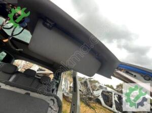 Çıkma Güneşlik — Skoda Karoq