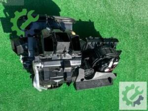Çıkma Orijinal Kalorifer Motoru Skoda Karoq