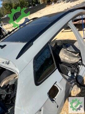 Skoda Karoq Sağ Arka Çamurluk çıkma parça