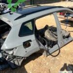 Skoda Karoq Sağ Arka Kelebek Camı Çıkma