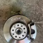 Skoda Karoq Sağ Taşıyıcı Çıkma