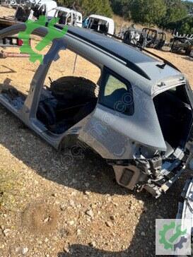 Skoda Karoq Sol Arka Çamurluk çıkma parça