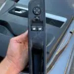 Skoda Karoq Cam Açma Anahtarı Çıkma