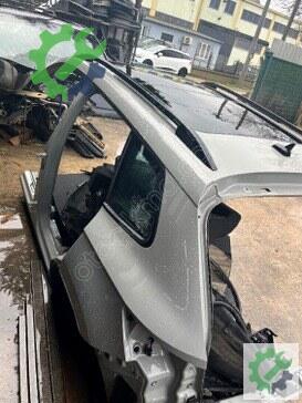 Skoda Karoq Sunroof Camı çıkma parça